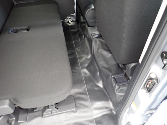 ハイゼットカーゴＤＸ衝突被害軽減ブレーキ　横滑り防止装置　４ＷＤ　ＣＶＴ　エアコン　パワステ　ラジオ　オートハイビーム　アイドリングストップ　オートライト（岐阜県）の中古車