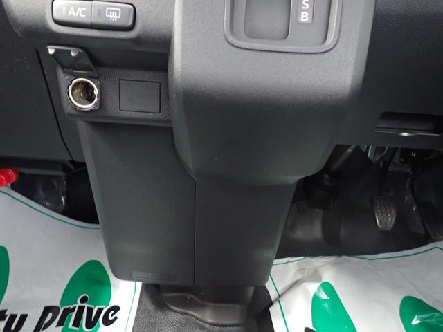 ハイゼットカーゴＤＸ衝突被害軽減ブレーキ　横滑り防止装置　４ＷＤ　ＣＶＴ　エアコン　パワステ　ラジオ　オートハイビーム　アイドリングストップ　オートライト（岐阜県）の中古車