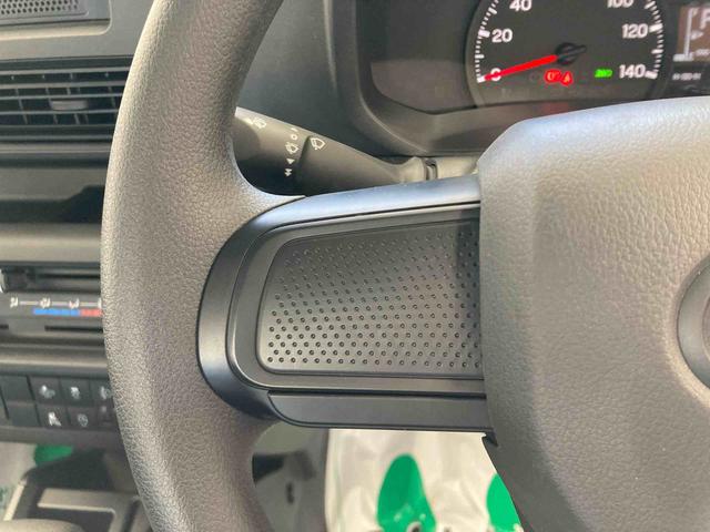 ハイゼットトラックスタンダード衝突被害軽減ブレーキ　横滑り防止装置　４ＷＤ　ＣＶＴ　エアコン　パワステ　ラジオ　オートハイビーム　アイドリングストップ　オートライト　マット　バイザー（岐阜県）の中古車