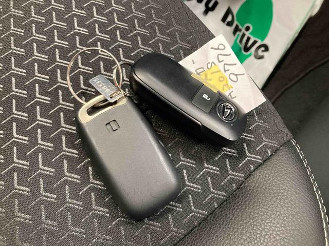 ロッキープレミアムＧ衝突被害軽減ブレーキ　横滑り防止装置　オートハイビーム　アイドリングストップ　ステアリングスイッチ　オートライト　キーフリーシステム　オートエアコン　ナビ　ドラレコ　パノラマカメラ　ＥＴＣ　マット（岐阜県）の中古車