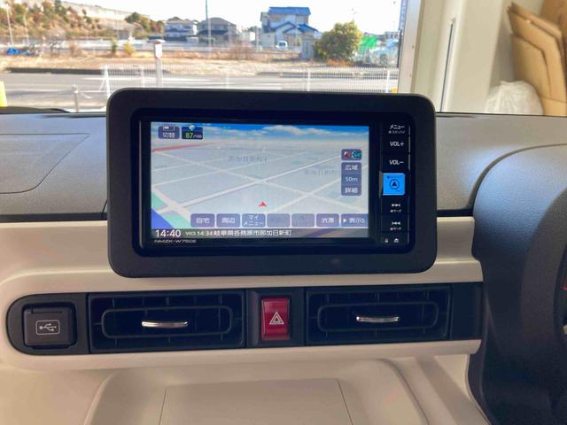 ムーヴキャンバスストライプスG衝突被害軽減ブレーキ 横滑り防止装置 オートハイビーム アイドリングストップ ステアリングスイッチ オートライト キーフリーシステム オートエアコン ナビ ドラレコ バックカメラ ETC マット(岐阜県)の中古車