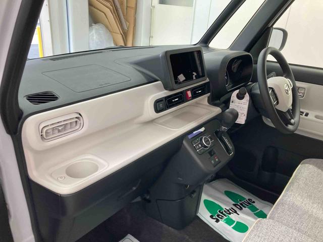 ムーヴキャンバスストライプスＧターボ衝突被害軽減ブレーキ　横滑り防止装置　４ＷＤ　オートハイビーム　アイドリングストップ　ステアリングスイッチ　オートライト　キーフリーシステム　オートエアコン　パノラマカメラ（岐阜県）の中古車