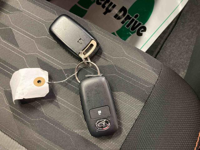 タフトＧ衝突被害軽減ブレーキ　横滑り防止装置　オートハイビーム　アイドリングストップ　ステアリングスイッチ　オートライト　キーフリーシステム　オートエアコン　ナビ　パノラマカメラ　マット　バイザー（岐阜県）の中古車