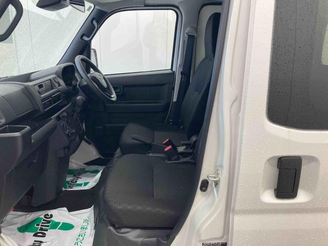 ハイゼットカーゴDX衝突被害軽減ブレーキ 横滑り防止装置 4WD CVT エアコン パワステ ラジオ オートハイビーム アイドリングストップ オートライト キーレス マット(岐阜県)の中古車