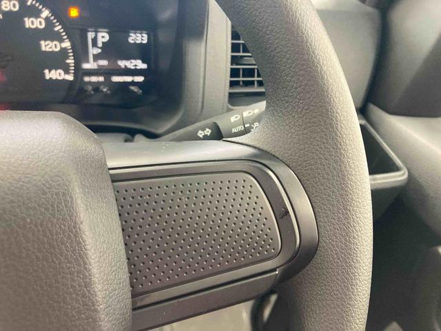 ハイゼットカーゴDX衝突被害軽減ブレーキ 横滑り防止装置 4WD CVT エアコン パワステ ラジオ オートハイビーム アイドリングストップ オートライト キーレス マット(岐阜県)の中古車