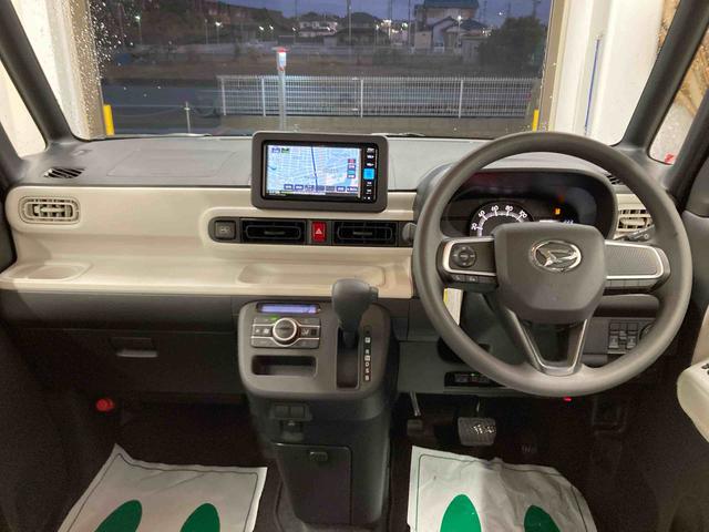 ムーヴキャンバスストライプスＸ衝突被害軽減ブレーキ　横滑り防止装置　オートハイビーム　アイドリングストップ　ステアリングスイッチ　オートライト　キーフリーシステム　オートエアコン　ナビ　ドラレコ　バックカメラ　ＥＴＣ　マット（岐阜県）の中古車