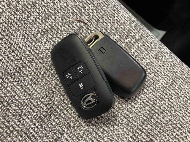 ムーヴキャンバスストライプスＸ衝突被害軽減ブレーキ　横滑り防止装置　オートハイビーム　アイドリングストップ　ステアリングスイッチ　オートライト　キーフリーシステム　オートエアコン　ナビ　ドラレコ　バックカメラ　ＥＴＣ　マット（岐阜県）の中古車