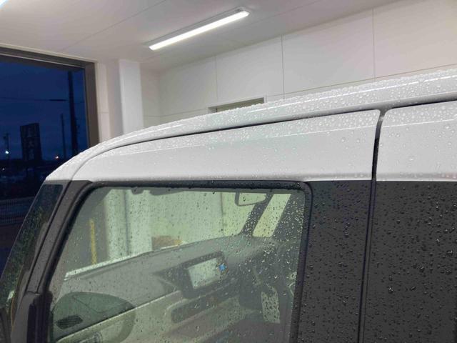 ムーヴキャンバスストライプスＧ衝突被害軽減ブレーキ　横滑り防止装置　オートハイビーム　アイドリングストップ　ステアリングスイッチ　オートライト　キーフリーシステム　オートエアコン　ナビ　ドラレコ　パノラマカメラ　ＥＴＣ　マット（岐阜県）の中古車