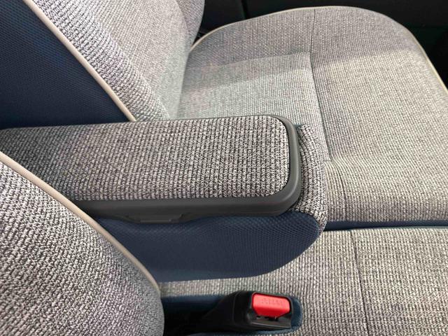 ムーヴキャンバスストライプスＧターボ衝突被害軽減ブレーキ　横滑り防止装置　オートハイビーム　アイドリングストップ　ステアリングスイッチ　オートライト　キーフリーシステム　オートエアコン　パノラマカメラ（岐阜県）の中古車