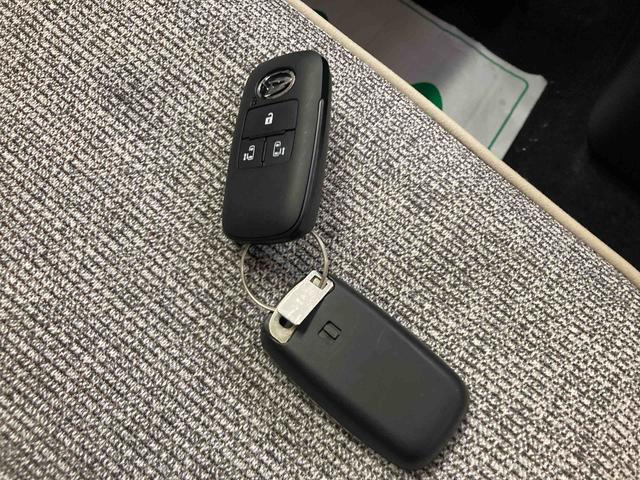 ムーヴキャンバスストライプスＧ衝突被害軽減ブレーキ　横滑り防止装置　オートハイビーム　アイドリングストップ　ステアリングスイッチ　オートライト　キーフリーシステム　オートエアコン　パノラマカメラ（岐阜県）の中古車