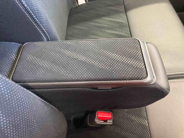 タントカスタムＸ　トップエディションＳＡII衝突被害軽減ブレーキ　横滑り防止装置　オートハイビーム　アイドリングストップ　ステアリングスイッチ　オートライト　キーフリーシステム　オートエアコン　社外ナビ　バックカメラ　マット　バイザー（岐阜県）の中古車