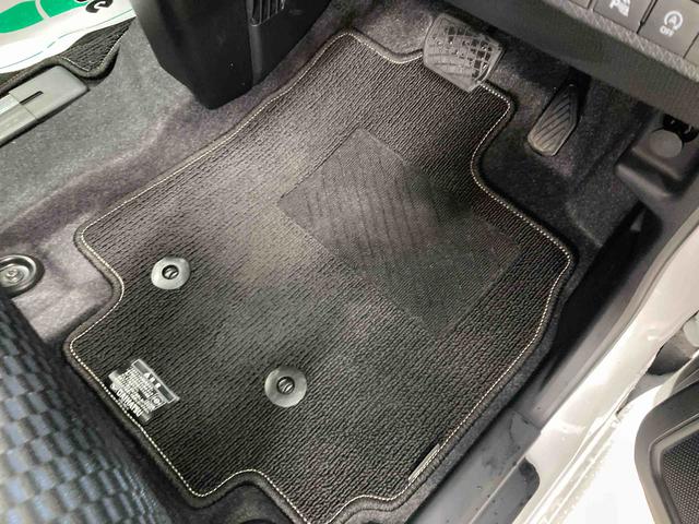 タントカスタムＲＳ衝突被害軽減ブレーキ　横滑り防止装置　オートハイビーム　アイドリングストップ　ステアリングスイッチ　オートライト　キーフリーシステム　オートエアコン　ナビ　ドラレコ　パノラマカメラ　ＥＴＣ　マット（岐阜県）の中古車