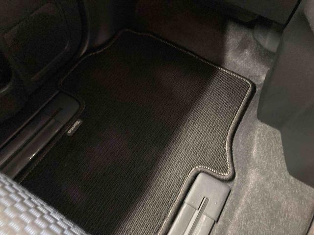 タントカスタムＲＳ衝突被害軽減ブレーキ　横滑り防止装置　オートハイビーム　アイドリングストップ　ステアリングスイッチ　オートライト　キーフリーシステム　オートエアコン　ナビ　ドラレコ　パノラマカメラ　ＥＴＣ　マット（岐阜県）の中古車