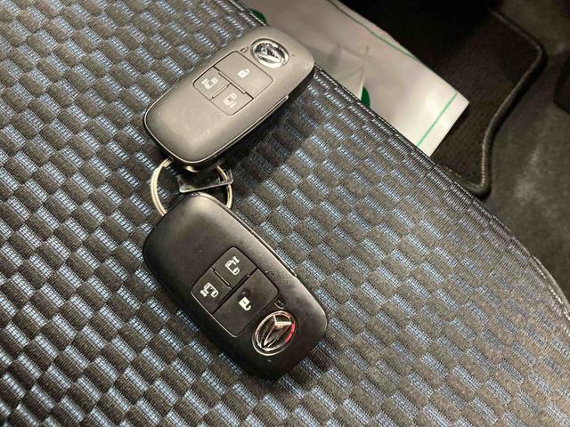 タントカスタムＲＳ衝突被害軽減ブレーキ　横滑り防止装置　オートハイビーム　アイドリングストップ　ステアリングスイッチ　オートライト　キーフリーシステム　オートエアコン　ナビ　ドラレコ　パノラマカメラ　ＥＴＣ　マット（岐阜県）の中古車