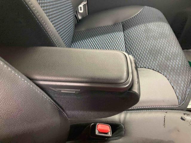 タントカスタムＲＳ衝突被害軽減ブレーキ　横滑り防止装置　オートハイビーム　アイドリングストップ　ステアリングスイッチ　オートライト　キーフリーシステム　オートエアコン　ナビ　ドラレコ　パノラマカメラ　ＥＴＣ　マット（岐阜県）の中古車