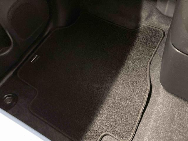 ムーヴキャンバスストライプスＧ衝突被害軽減ブレーキ　横滑り防止装置　オートハイビーム　アイドリングストップ　ステアリングスイッチ　オートライト　キーフリーシステム　オートエアコン　ナビ　ドラレコ　パノラマカメラ　ＥＴＣ　マット（岐阜県）の中古車