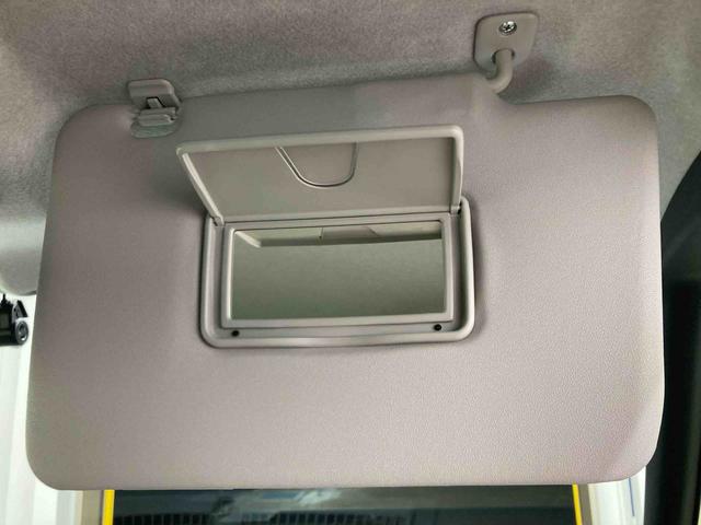 ムーヴキャンバスストライプスＧ衝突被害軽減ブレーキ　横滑り防止装置　オートハイビーム　アイドリングストップ　ステアリングスイッチ　オートライト　キーフリーシステム　オートエアコン　ナビ　ドラレコ　パノラマカメラ　ＥＴＣ　マット（岐阜県）の中古車