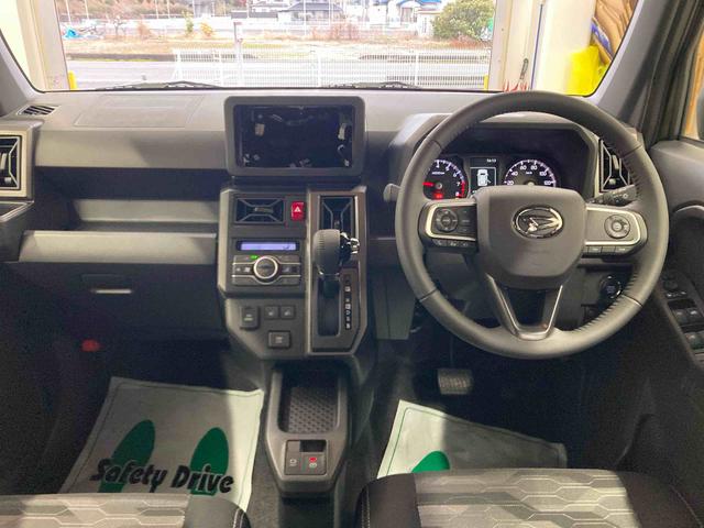 タフトＧターボ　クロムベンチャー衝突被害軽減ブレーキ　横滑り防止装置　４ＷＤ　オートハイビーム　アイドリングストップ　ステアリングスイッチ　オートライト　キーフリーシステム　オートエアコン　パノラマカメラ（岐阜県）の中古車