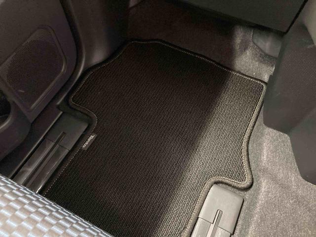 タントカスタムＲＳ衝突被害軽減ブレーキ　横滑り防止装置　オートハイビーム　アイドリングストップ　ステアリングスイッチ　オートライト　キーフリーシステム　オートエアコン　ナビ　ドラレコ　パノラマカメラ　ＥＴＣ　マット（岐阜県）の中古車