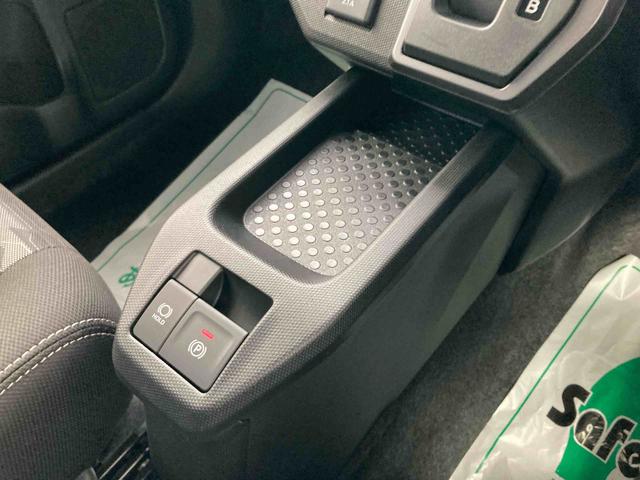 タフトＧ　ダーククロムベンチャー衝突被害軽減ブレーキ　横滑り防止装置　オートハイビーム　アイドリングストップ　ステアリングスイッチ　オートライト　キーフリーシステム　オートエアコン　パノラマカメラ（岐阜県）の中古車