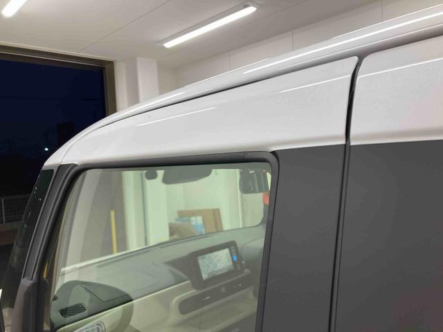 ムーヴキャンバスストライプスＧ衝突被害軽減ブレーキ　横滑り防止装置　オートハイビーム　アイドリングストップ　ステアリングスイッチ　オートライト　キーフリーシステム　オートエアコン　ナビ　ドラレコ　パノラマカメラ　ＥＴＣ　マット（岐阜県）の中古車