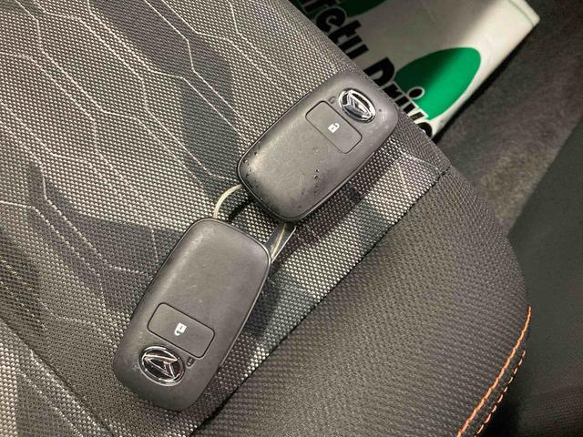 タフトＧ衝突被害軽減ブレーキ　横滑り防止装置　４ＷＤ　オートハイビーム　アイドリングストップ　ステアリングスイッチ　オートライト　キーフリーシステム　オートエアコン　バックカメラ（岐阜県）の中古車