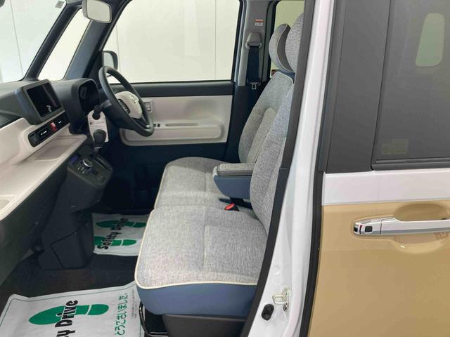 ムーヴキャンバスストライプスＧ衝突被害軽減ブレーキ　横滑り防止装置　オートハイビーム　アイドリングストップ　ステアリングスイッチ　オートライト　キーフリーシステム　オートエアコン　パノラマカメラ（岐阜県）の中古車