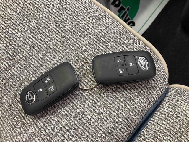 ムーヴキャンバスストライプスＧ衝突被害軽減ブレーキ　横滑り防止装置　オートハイビーム　アイドリングストップ　ステアリングスイッチ　オートライト　キーフリーシステム　オートエアコン　パノラマカメラ（岐阜県）の中古車