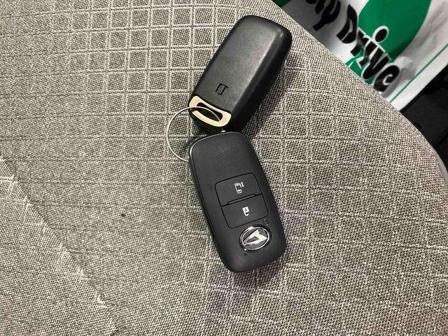 タントＸ衝突被害軽減ブレーキ　横滑り防止装置　オートハイビーム　アイドリングストップ　ステアリングスイッチ　オートライト　キーフリーシステム　オートエアコン　パノラマカメラ　マット　バイザー（岐阜県）の中古車