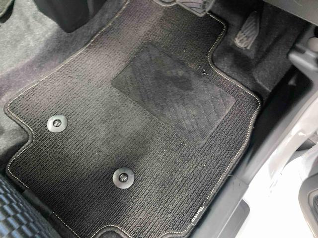 タントカスタムＸ衝突被害軽減ブレーキ　横滑り防止装置　オートハイビーム　アイドリングストップ　ステアリングスイッチ　オートライト　キーフリーシステム　オートエアコン　ナビ　ドラレコ　パノラマカメラ　ＥＴＣ　マット（岐阜県）の中古車