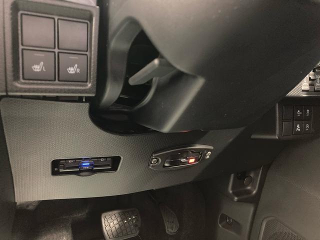 タントカスタムＸ衝突被害軽減ブレーキ　横滑り防止装置　オートハイビーム　アイドリングストップ　ステアリングスイッチ　オートライト　キーフリーシステム　オートエアコン　ナビ　ドラレコ　パノラマカメラ　ＥＴＣ　マット（岐阜県）の中古車