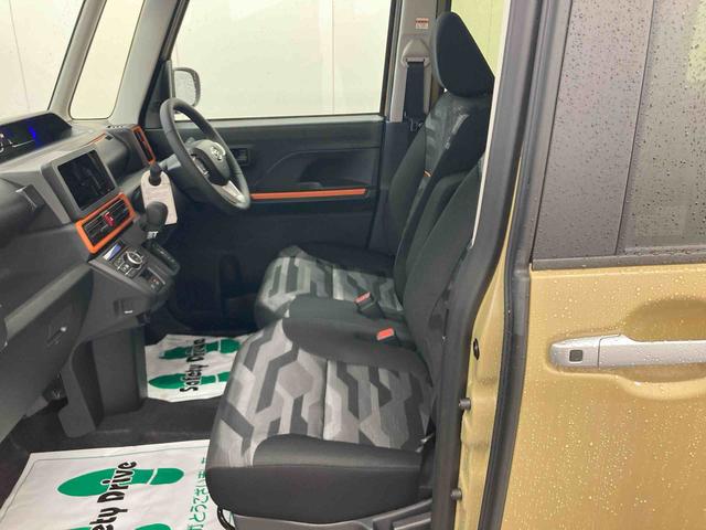 タントファンクロスターボリミテッド衝突被害軽減ブレーキ　横滑り防止装置　オートハイビーム　アイドリングストップ　ステアリングスイッチ　オートライト　キーフリーシステム　オートエアコン　パノラマカメラ　ＥＴＣ（岐阜県）の中古車