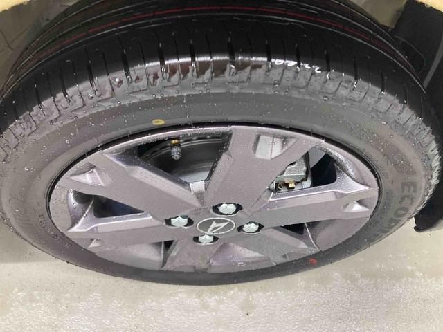 タントファンクロスターボリミテッド衝突被害軽減ブレーキ　横滑り防止装置　オートハイビーム　アイドリングストップ　ステアリングスイッチ　オートライト　キーフリーシステム　オートエアコン　パノラマカメラ　ＥＴＣ（岐阜県）の中古車