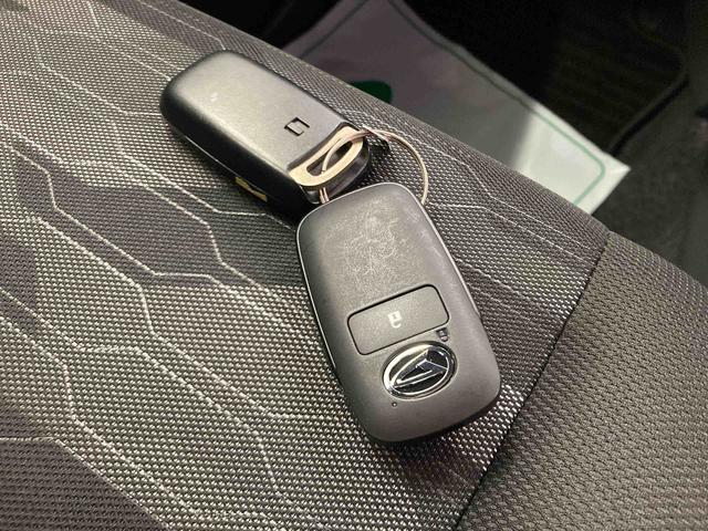 タフトG クロムベンチャー衝突被害軽減ブレーキ 横滑り防止装置 オートハイビーム アイドリングストップ ステアリングスイッチ オートライト キーフリーシステム オートエアコン ナビ ドラレコ パノラマカメラ ETC マット(岐阜県)の中古車