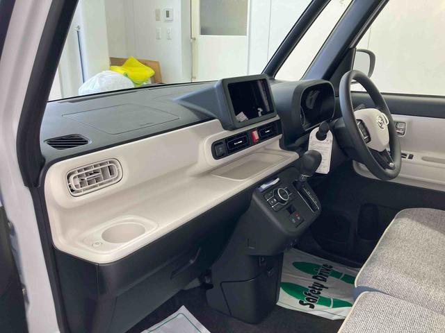 ムーヴキャンバスストライプスＧ衝突被害軽減ブレーキ　横滑り防止装置　オートハイビーム　アイドリングストップ　ステアリングスイッチ　オートライト　キーフリーシステム　オートエアコン　パノラマカメラ（岐阜県）の中古車