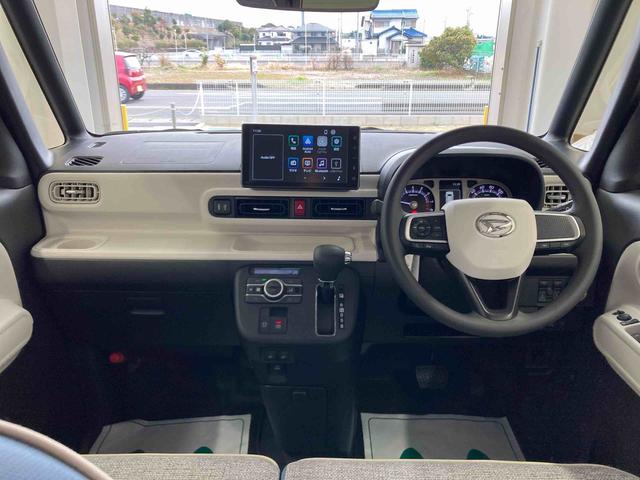 ムーヴキャンバスストライプスＧ衝突被害軽減ブレーキ　横滑り防止装置　オートハイビーム　アイドリングストップ　ステアリングスイッチ　オートライト　キーフリーシステム　オートエアコン　ディスプレイオーディオ　バックカメラ　マット（岐阜県）の中古車