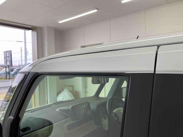 ムーヴキャンバスストライプスＧ衝突被害軽減ブレーキ　横滑り防止装置　オートハイビーム　アイドリングストップ　ステアリングスイッチ　オートライト　キーフリーシステム　オートエアコン　ディスプレイオーディオ　バックカメラ　マット（岐阜県）の中古車