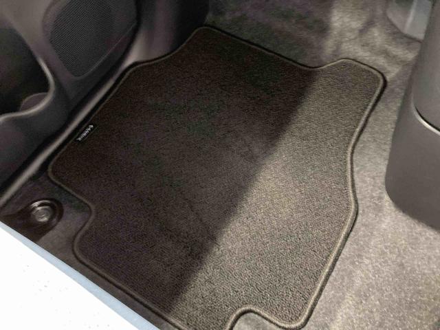 ムーヴキャンバスストライプスＧ衝突被害軽減ブレーキ　横滑り防止装置　オートハイビーム　アイドリングストップ　ステアリングスイッチ　オートライト　キーフリーシステム　オートエアコン　ディスプレイオーディオ　バックカメラ　マット（岐阜県）の中古車