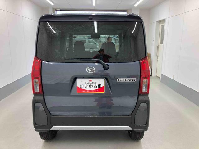 タントファンクロスターボリミテッド衝突被害軽減ブレーキ　横滑り防止装置　４ＷＤ　オートハイビーム　アイドリングストップ　ステアリングスイッチ　オートライト　キーフリーシステム　オートエアコン　パノラマカメラ　ＥＴＣ（岐阜県）の中古車
