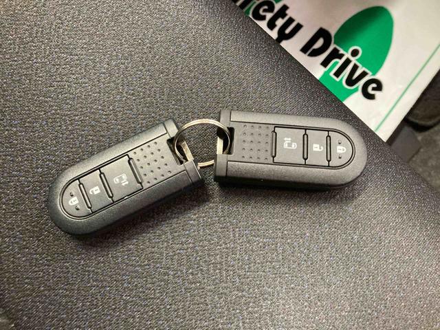 タントカスタムＸ　ＳＡIII衝突被害軽減ブレーキ　横滑り防止装置　オートハイビーム　アイドリングストップ　オートライト　キーフリーシステム　オートエアコン　社外ナビ　バックカメラ　ＥＴＣ　マット　バイザー（岐阜県）の中古車