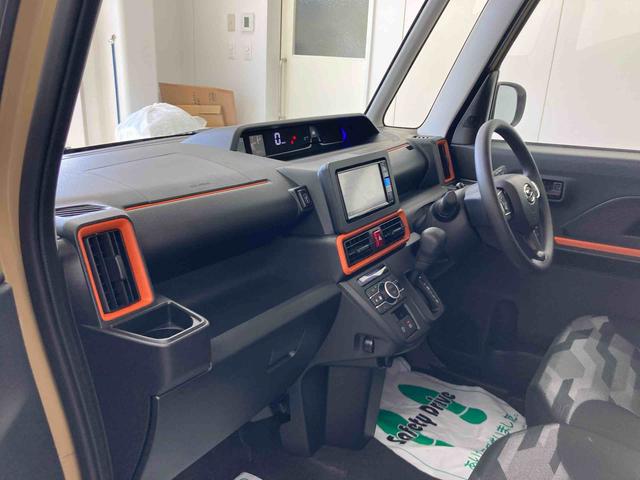 タントファンクロスリミテッド衝突被害軽減ブレーキ　横滑り防止装置　オートハイビーム　アイドリングストップ　ステアリングスイッチ　オートライト　キーフリーシステム　オートエアコン　ナビ　ドラレコ　パノラマカメラ　ＥＴＣ（岐阜県）の中古車