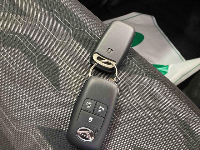 タントファンクロスリミテッド衝突被害軽減ブレーキ　横滑り防止装置　オートハイビーム　アイドリングストップ　ステアリングスイッチ　オートライト　キーフリーシステム　オートエアコン　ナビ　ドラレコ　パノラマカメラ　ＥＴＣ（岐阜県）の中古車