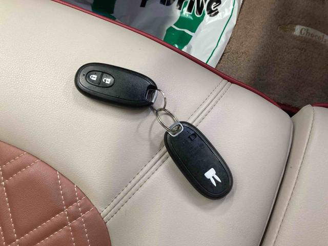 アルトラパンショコラＸエアコン　パワステ　社外ナビ　社外ドラレコ　ＥＴＣ　バックカメラ　アイドリングストップ　オートライト　マット　バイザー（岐阜県）の中古車