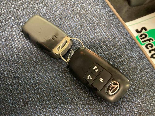 ムーヴキャンバスセオリーGターボ衝突被害軽減ブレーキ 横滑り防止装置 オートハイビーム アイドリングストップ ステアリングスイッチ オートライト キーフリーシステム オートエアコン ディスプレイオーディオ バックカメラ(岐阜県)の中古車