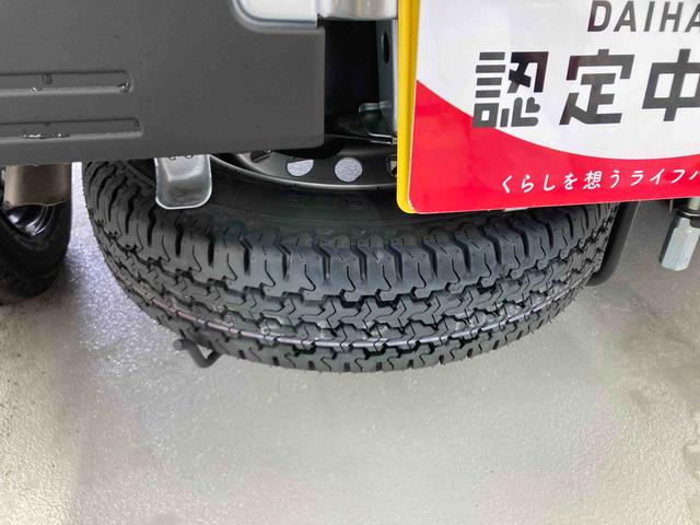ハイゼットトラックスタンダード衝突被害軽減ブレーキ　横滑り防止装置　４ＷＤ　ＣＶＴ　エアコン　パワステ　ラジオ　オートハイビーム　アイドリングストップ　オートライト　マット（岐阜県）の中古車