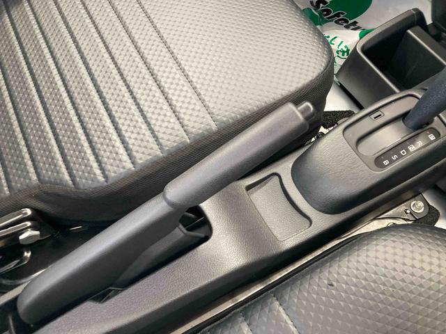 ハイゼットトラックスタンダード衝突被害軽減ブレーキ　横滑り防止装置　４ＷＤ　ＣＶＴ　エアコン　パワステ　ラジオ　オートハイビーム　アイドリングストップ　オートライト　マット（岐阜県）の中古車