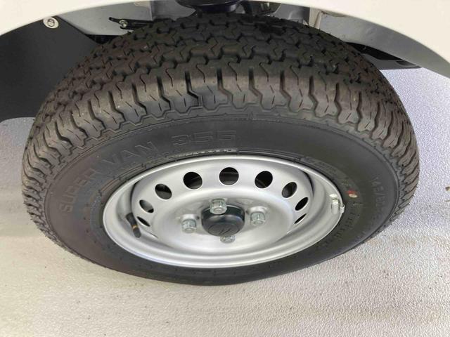 ハイゼットトラックスタンダード衝突被害軽減ブレーキ　横滑り防止装置　４ＷＤ　ＣＶＴ　エアコン　パワステ　ラジオ　オートハイビーム　アイドリングストップ　オートライト　マット（岐阜県）の中古車