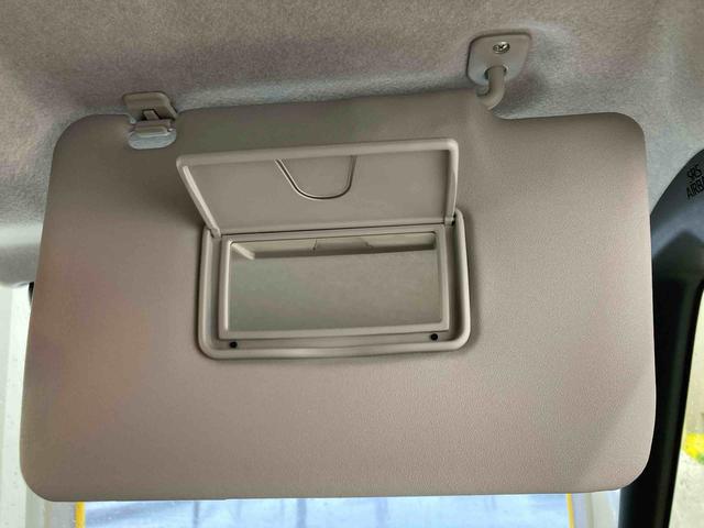 ムーヴキャンバスストライプスＧ衝突被害軽減ブレーキ　横滑り防止装置　４ＷＤ　オートハイビーム　アイドリングストップ　ステアリングスイッチ　オートライト　キーフリーシステム　オートエアコン　ディスプレイオーディオ　バックカメラ（岐阜県）の中古車