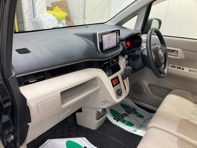 ムーヴＸ　ＳＡIII衝突被害軽減ブレーキ　横滑り防止装置　オートハイビーム　アイドリングストップ　ステアリングスイッチ　オートライト　キーフリーシステム　オートエアコン　ナビ　ドラレコ　パノラマカメラ　マット　バイザー（岐阜県）の中古車