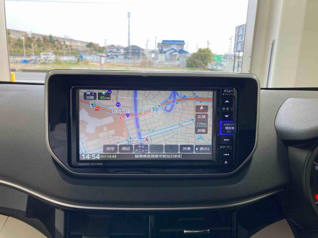 ムーヴＸリミテッドII　ＳＡIII衝突被害軽減ブレーキ　横滑り防止装置　オートハイビーム　アイドリングストップ　ステアリングスイッチ　オートライト　キーフリーシステム　オートエアコン　ナビ　ドラレコ　バックカメラ　マット（岐阜県）の中古車